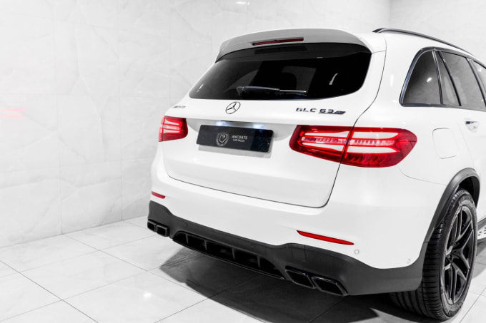 2025 Mercedes-benz Glc