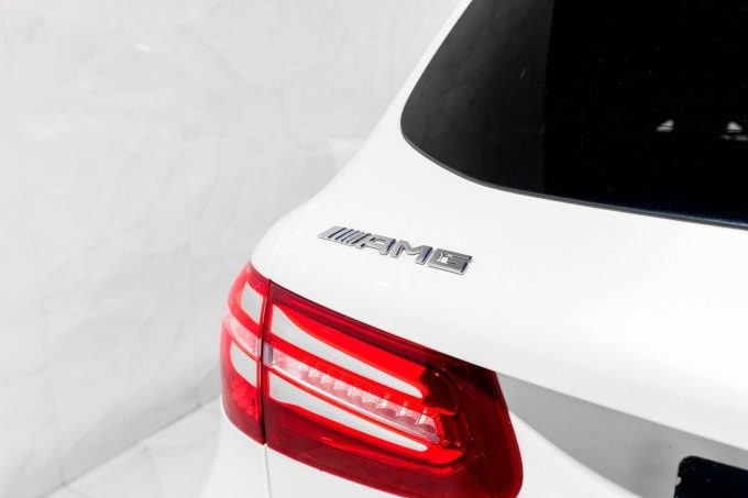 2025 Mercedes-benz Glc