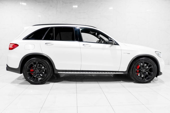 2025 Mercedes-benz Glc