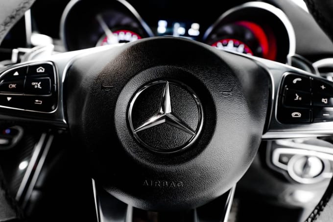 2025 Mercedes-benz Glc