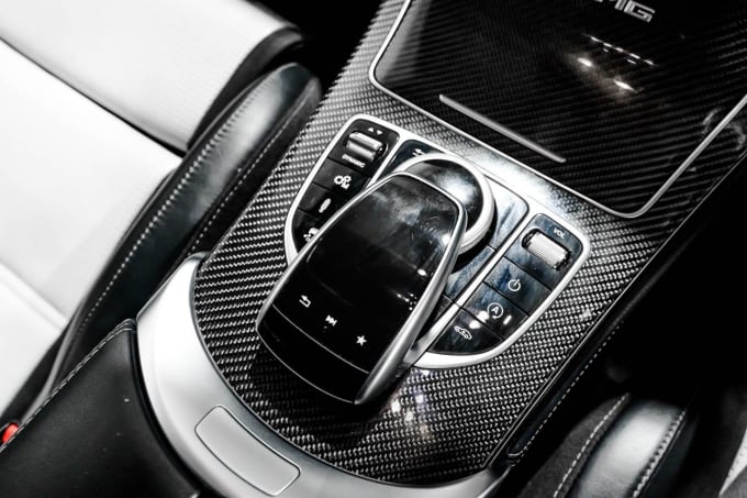 2025 Mercedes-benz Glc