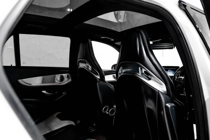 2025 Mercedes-benz Glc