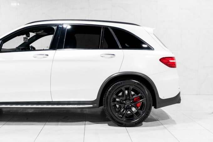 2025 Mercedes-benz Glc