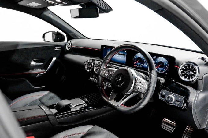 2025 Mercedes-benz A-class