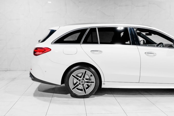 2025 Mercedes-benz C-class