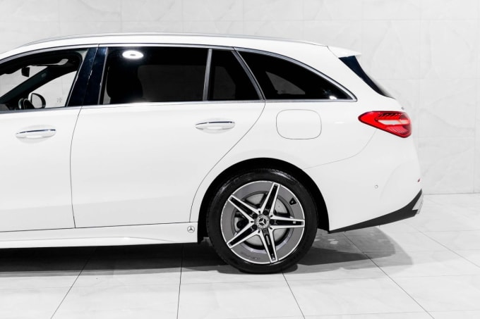 2025 Mercedes-benz C-class