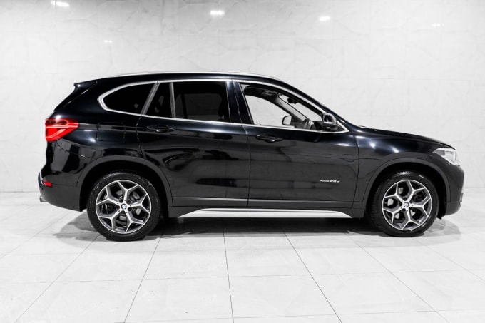 2025 BMW X1
