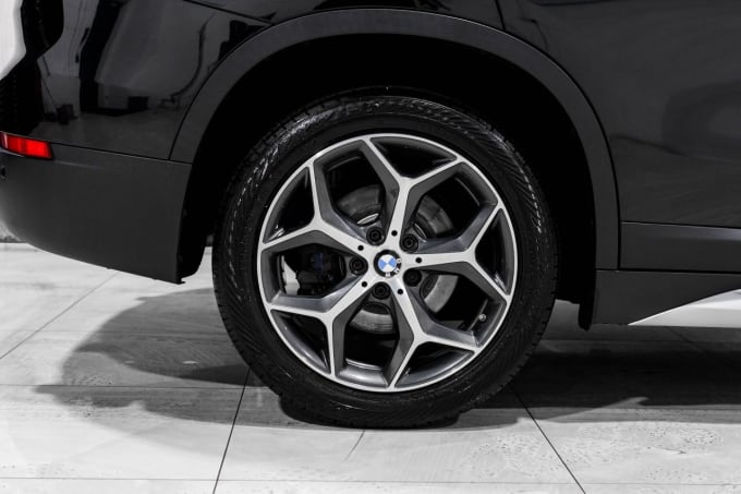 2025 BMW X1