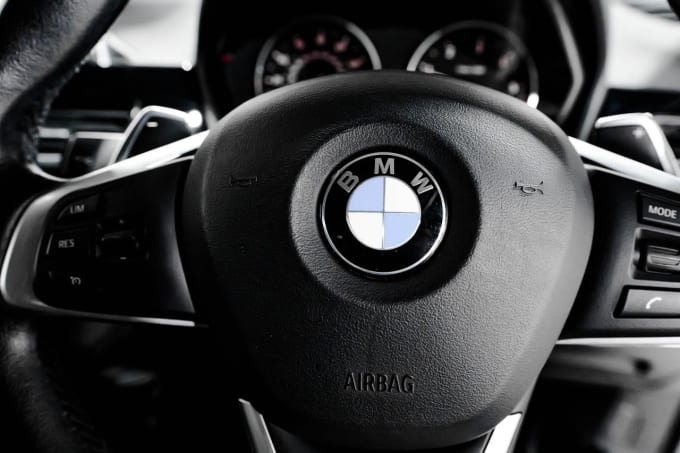 2025 BMW X1