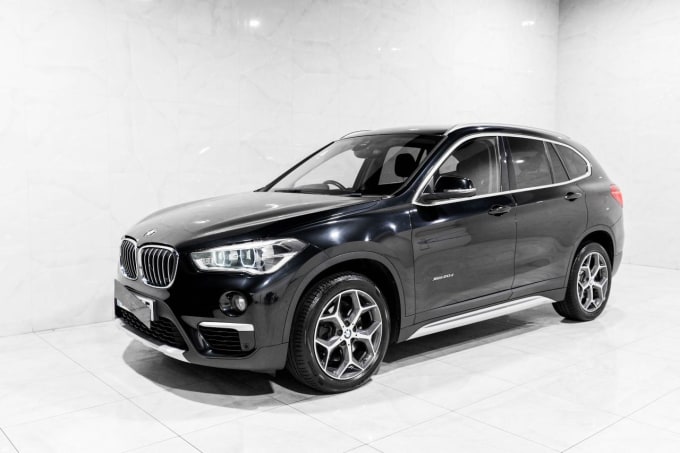 2025 BMW X1