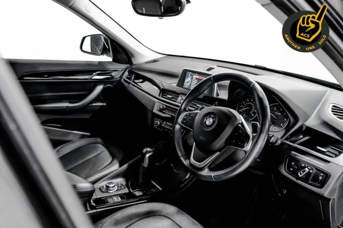 2025 BMW X1