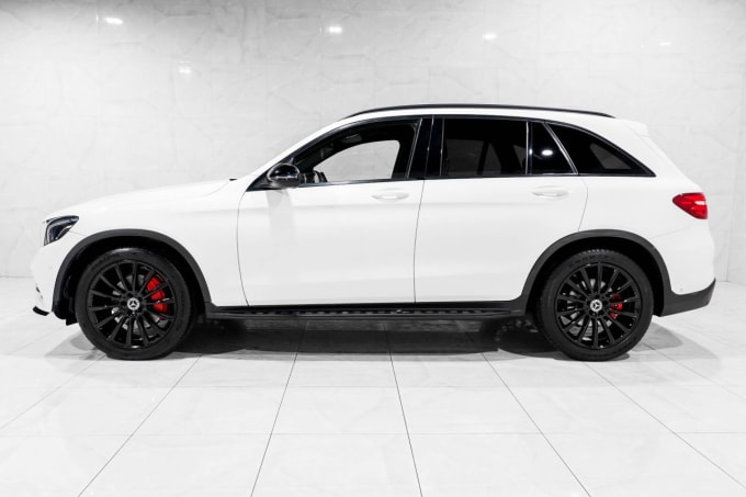 2025 Mercedes-benz Glc