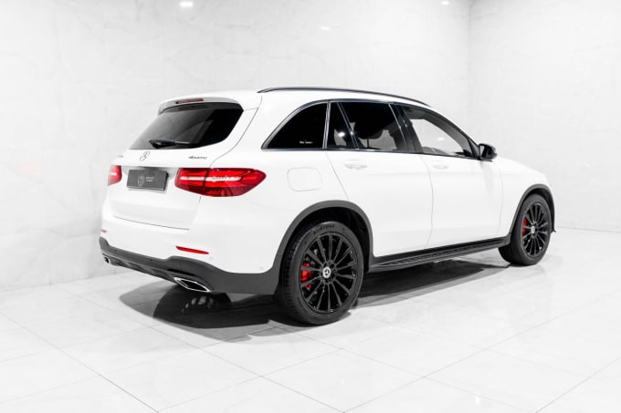 2025 Mercedes-benz Glc
