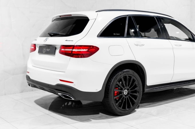 2025 Mercedes-benz Glc