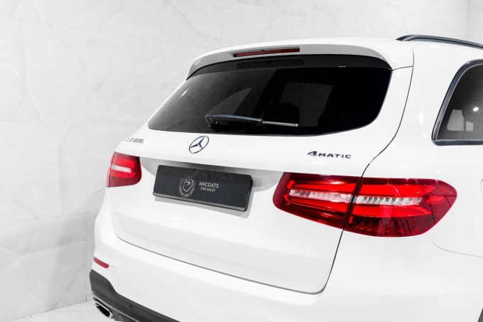 2025 Mercedes-benz Glc