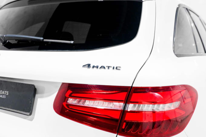 2025 Mercedes-benz Glc