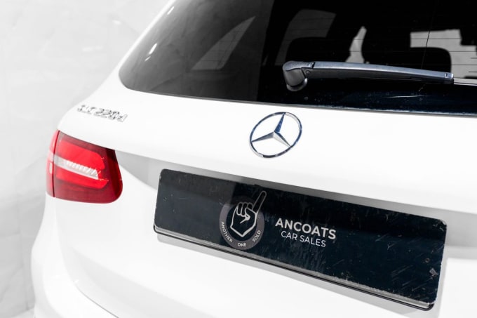 2025 Mercedes-benz Glc