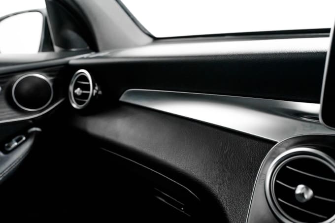 2025 Mercedes-benz Glc