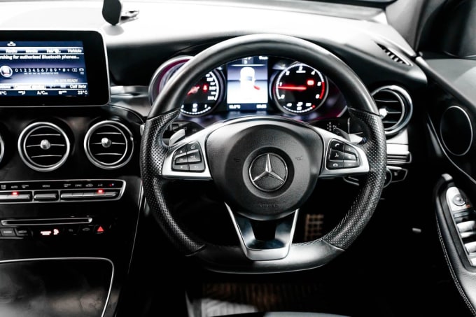 2025 Mercedes-benz Glc