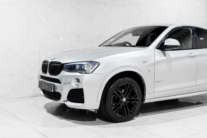 2025 BMW X4