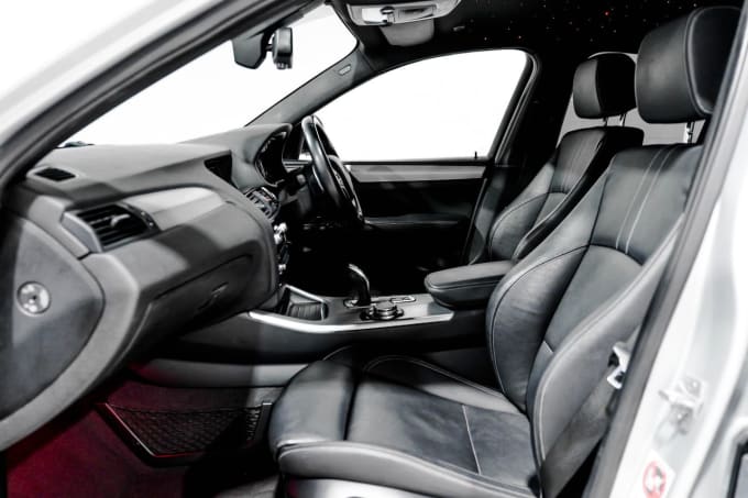2025 BMW X4