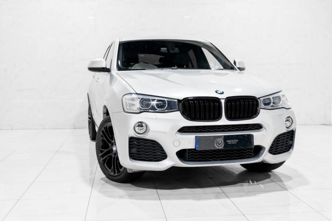 2025 BMW X4
