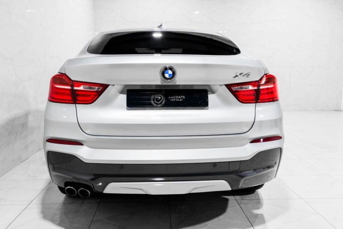 2025 BMW X4