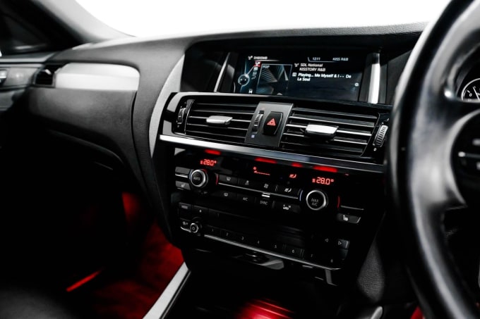 2025 BMW X4