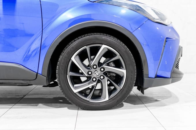 2025 Toyota C-hr