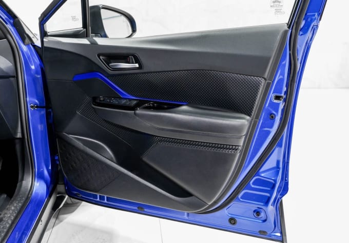 2025 Toyota C-hr