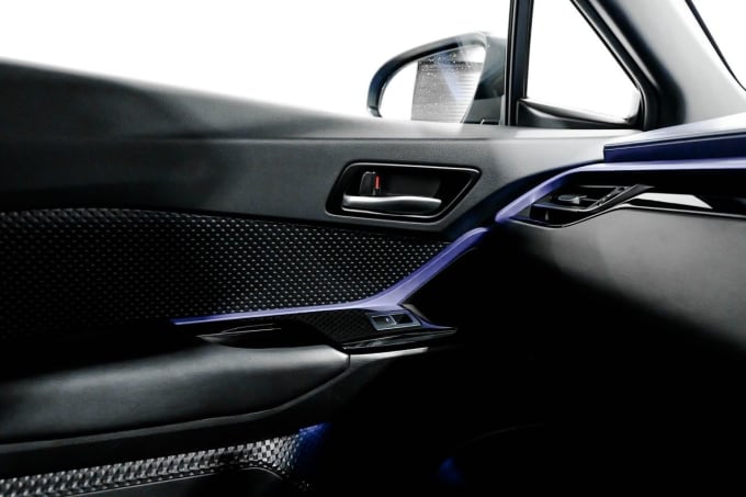 2025 Toyota C-hr