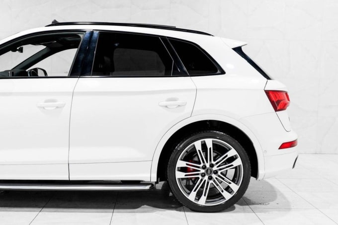2025 Audi Sq5