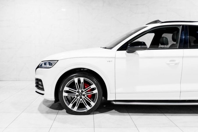 2025 Audi Sq5