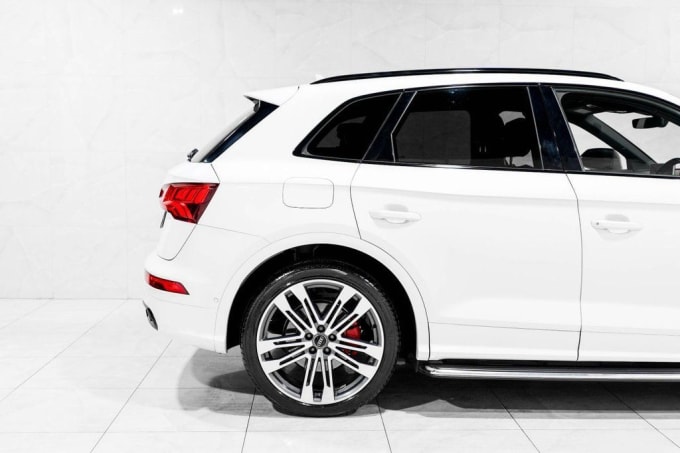 2025 Audi Sq5