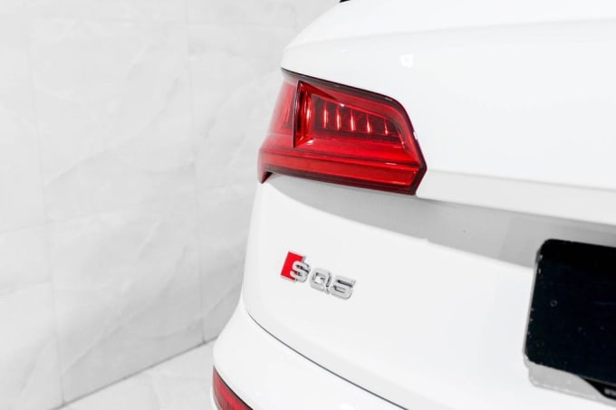 2025 Audi Sq5