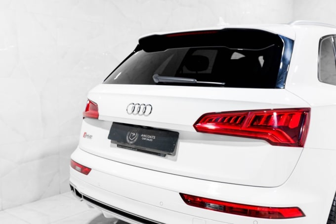 2025 Audi Sq5