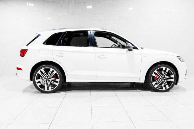 2025 Audi Sq5