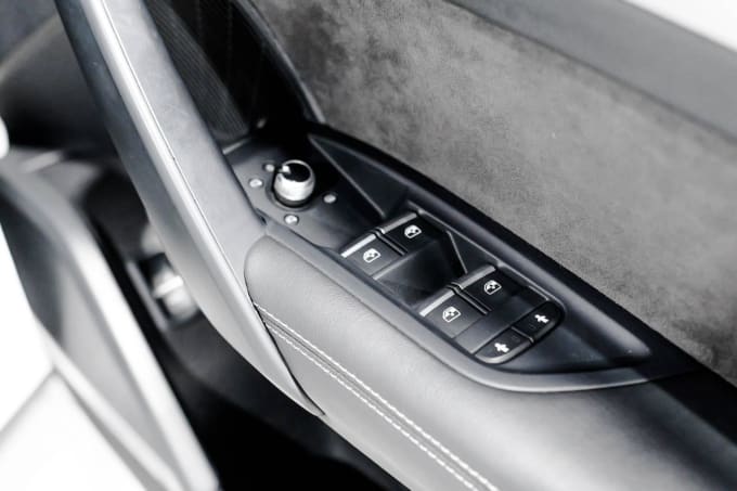 2025 Audi Sq5