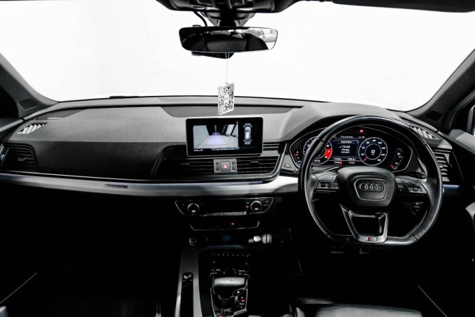 2025 Audi Sq5