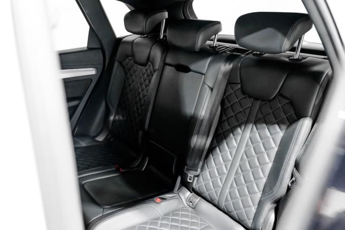 2025 Audi Sq5