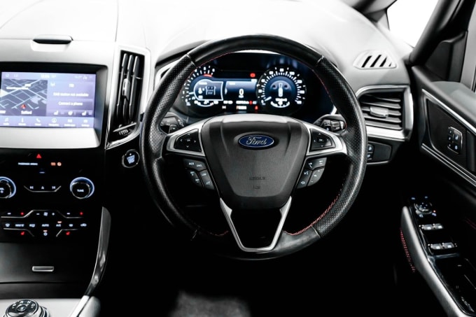 2025 Ford S-max