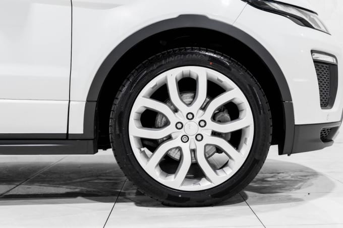 2025 Land Rover Range Rover Evoque