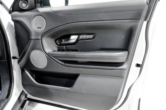 2025 Land Rover Range Rover Evoque