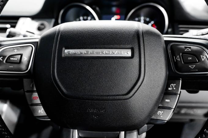 2025 Land Rover Range Rover Evoque