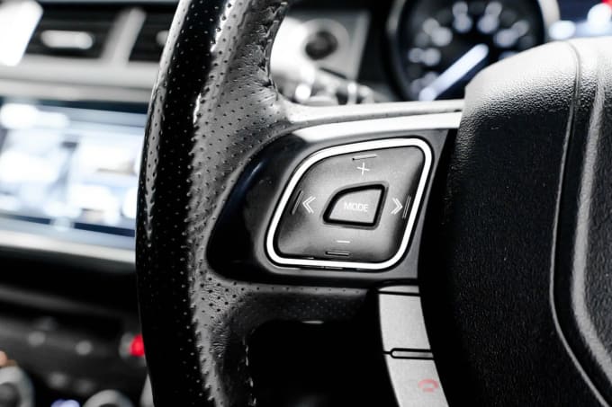 2025 Land Rover Range Rover Evoque