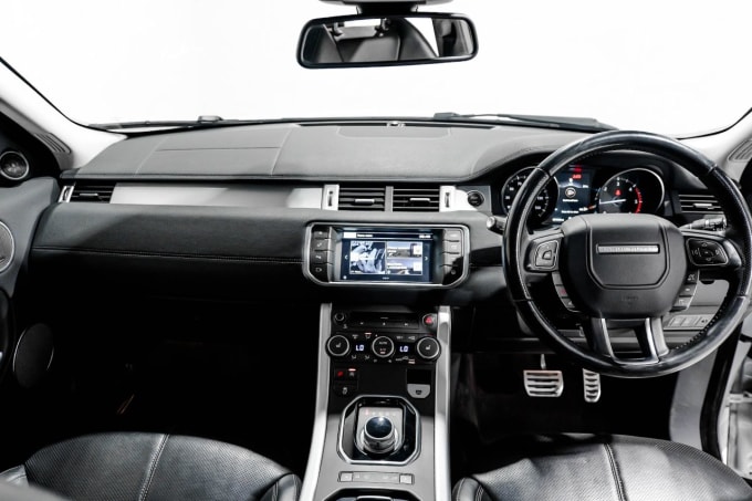 2025 Land Rover Range Rover Evoque