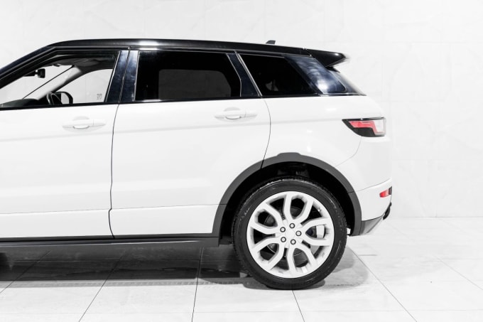 2025 Land Rover Range Rover Evoque