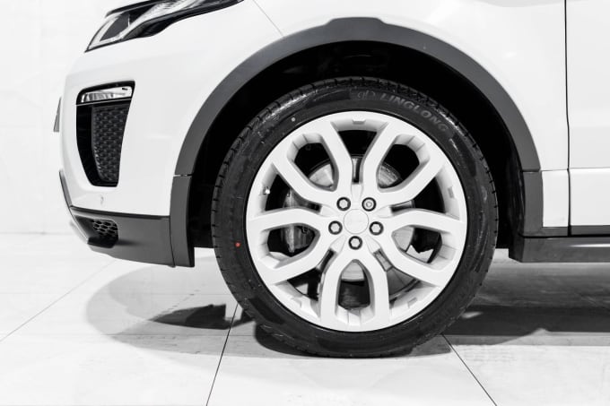2025 Land Rover Range Rover Evoque