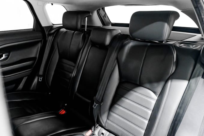 2025 Land Rover Range Rover Evoque
