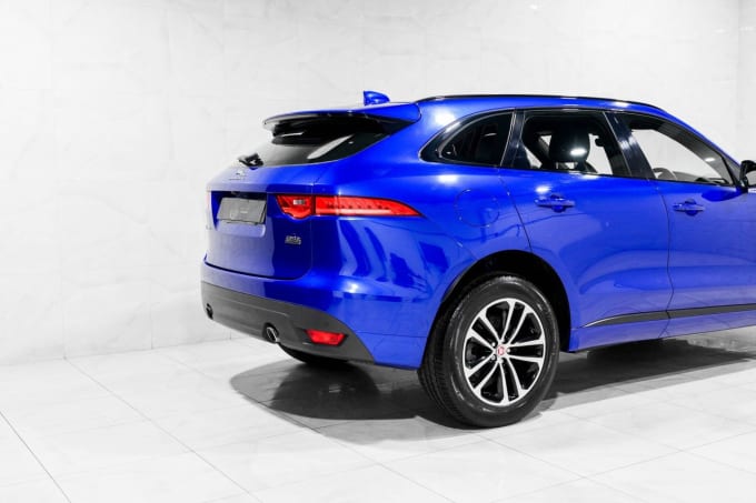 2019 Jaguar F-pace